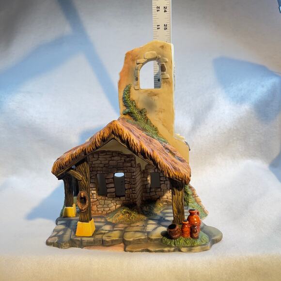 Grandeur Noel 2001 Bethlehem Villag 2 Story House O'Well Porcelain Light NOT Inc - Picture 10 of 14